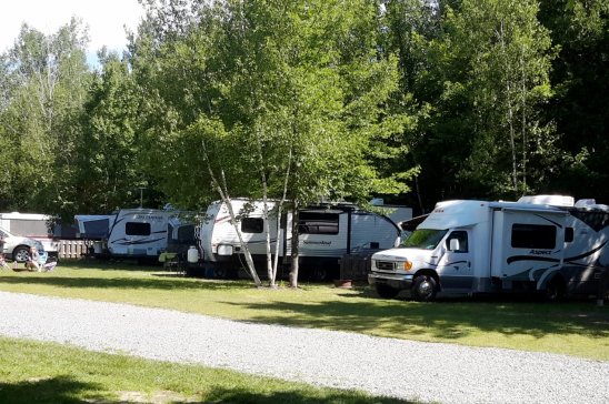 Camping Lac des Plaines